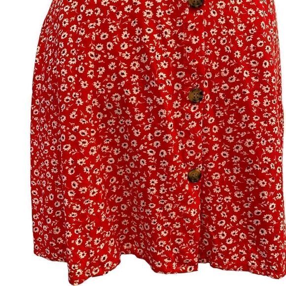H&M Red Ditsy Floral Boho Festival Shortsleeved Flowy Mini Button Front Sundress - Picture 5 of 7